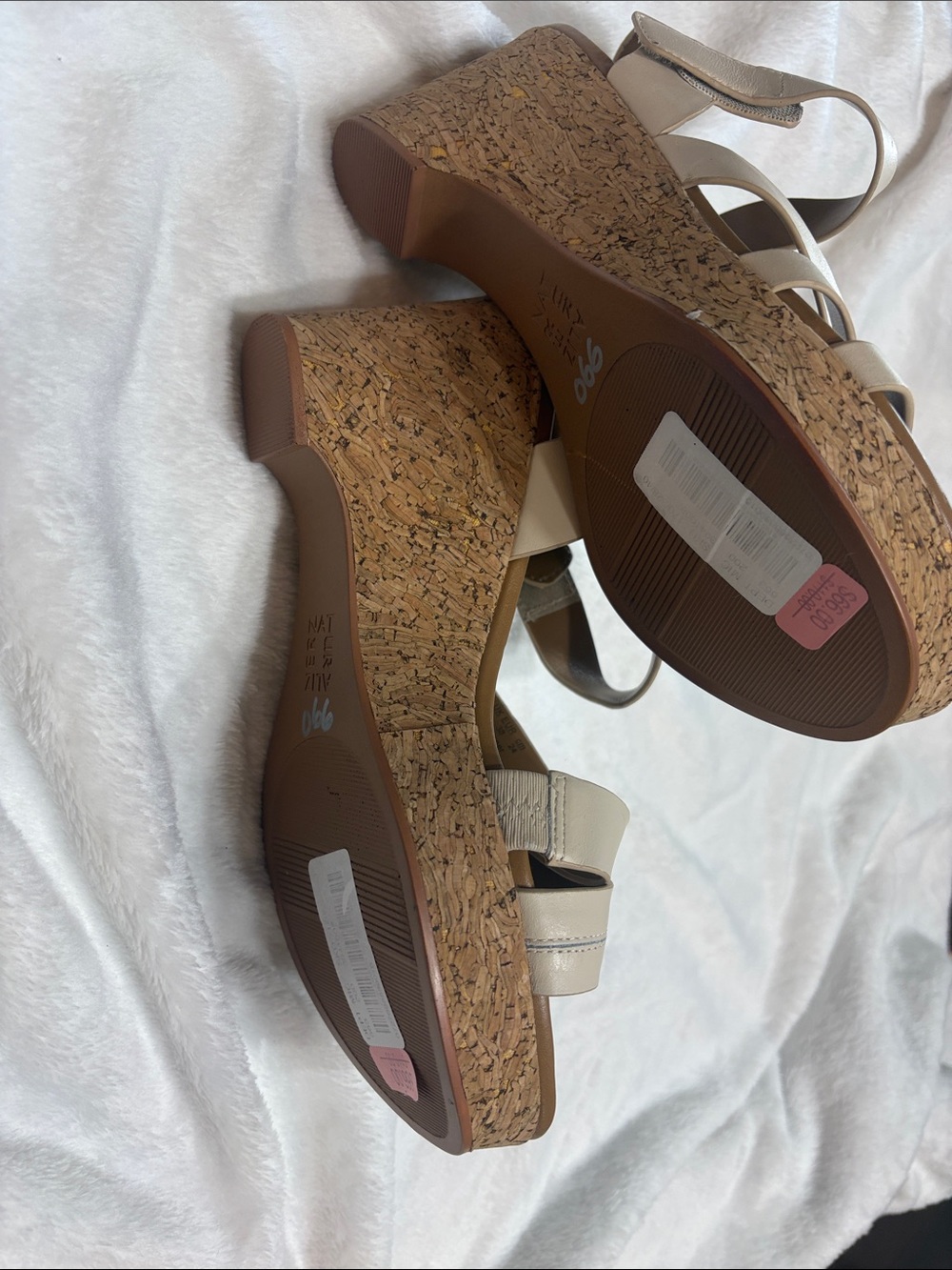 Naturalizer Beige Multi-Strap Slingback Sandals - Picture 4 of 8